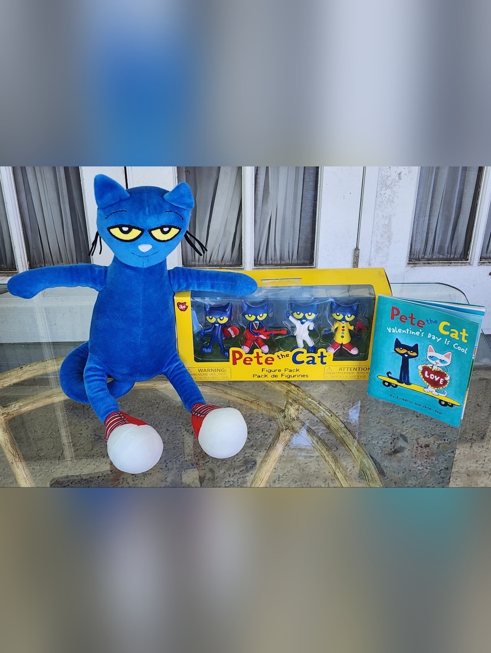 Pete The Cat Figure Set 4 Pack, Pete The Cat Licensed Plushie, McDonalds Book